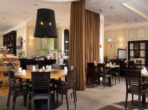 Отель The Q - Quadro City Hotel