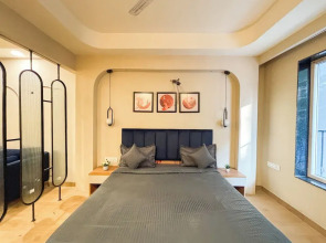 Housr 1 BHK Apartment Sector 42 Gurgaon