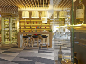 Отель Novotel Warszawa Centrum