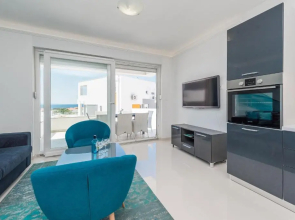 Merima 2 luxury & modern ap. for 7 with a pool