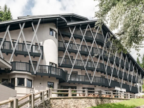 Arpuria l hidden luxury mountain home | Adults friendly