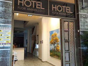 Hotel El Flor Amarillo