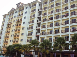 Suria Service Apartments @ Bukit Merak Laketown Resort by Oyo