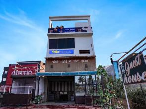Fabexpress Fauji Guest House