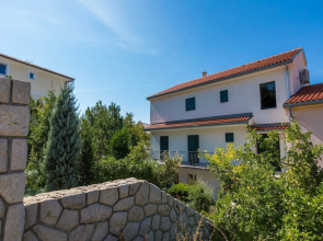 Apartment Loncaric Zuti