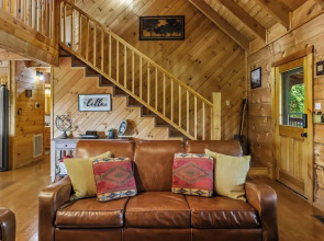Cabin w/ Hot Tub, Theater & Games!