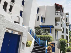 Chelona huahin beachfront resort condo