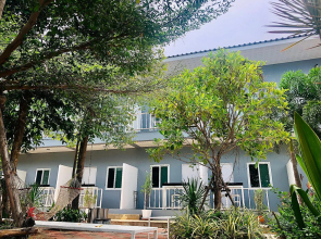 At The Beach Koh Larn