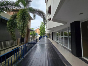 Отель Jomtien Plaza Residence
