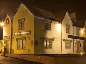 Bell House Hotel & Restaurant
