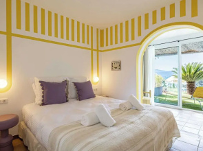 Room in a Magnificent 500m2 Provencal Villa