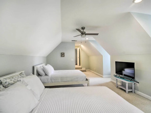 Waterfront Sunset Beach Escape w/ Dock & Golf View