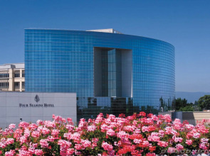 Four Seasons Hotel Silicon Valley at East Palo Alto