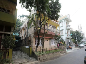 OYO 24928 P I Guest House