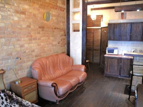 Mikhaylivska Antique Kiev Apartment