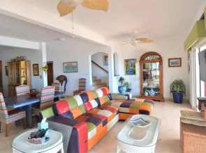 Caribbean Chic ocean front home 3 min to beach