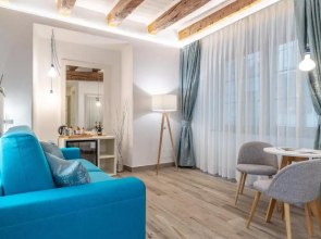 Maison Valentina