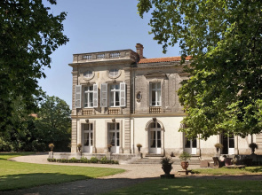 Chateau De Raissac