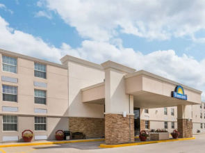 Days Inn By Wyndham Gillette