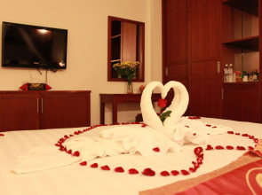 Patong Hemingway's Hotel