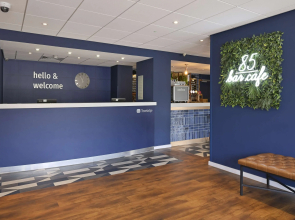 Travelodge Winnersh Triangle