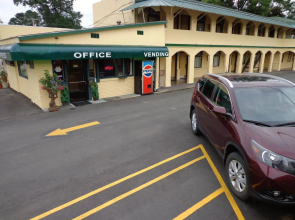 Economy Inn Express Warren