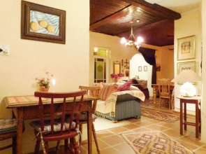 Cosy 6 Person Cottage With Mountain View