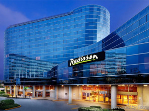 Radisson Hotel Vancouver Airport