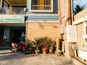 153 Executive Suites