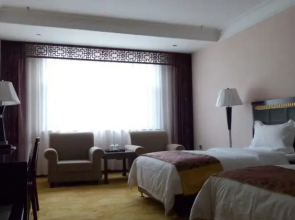 Wutaishan Golden Hills Hotel