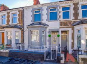 Impeccable 4-bed Home Close to City Centre