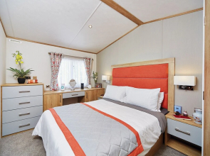Carnaby 23 3 Bedroom Lodge With Hot tub