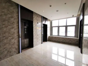 Warmhouse Apartment