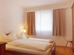 Apartment Chesa Sur Val 22