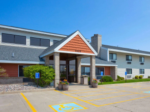 AmericInn by Wyndham Spencer