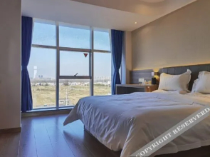 7 Days Premium Hotel (Dongzhi Dadukou)(7天优品酒店(东至大渡口店))