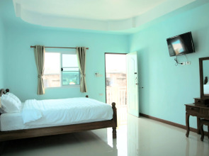 Perm Poon Sup Apartment