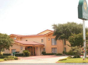Baymont by Wyndham Nacogdoches Near University