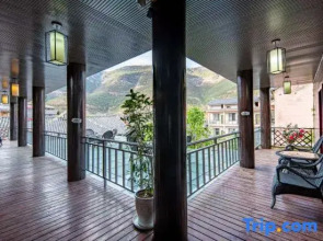 Lugu Lake Hongyun Yaju Homestay