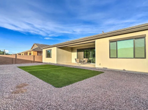 Modern Glendale Getaway ~ 3 Mi To Stadium!