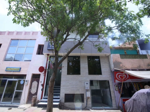 OYO 16372 The Vantage