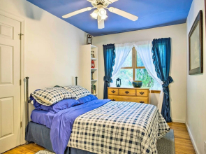 Charming Hampton Bays Home 5 Mi to Coopers Beach