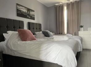 Captivating 2-bed Apartment in Kirkcaldy
