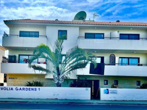 Stunning 1-bed Apartment in Larnaca Near the sea