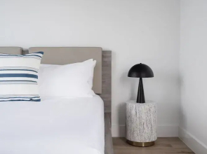 Studio Haus East 6th Austin by Kasa