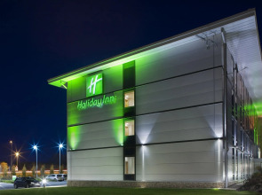 Holiday Inn Salisbury - Stonehenge by IHG