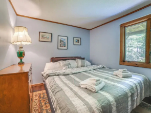 1/2 Mi to Ski: Secluded Home in Vermont