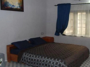 Collington Furnished Apartment Chalet