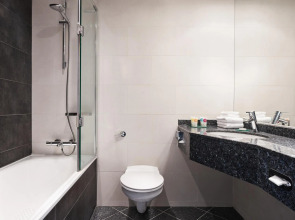 Hyatt Place London Heathrow Airport