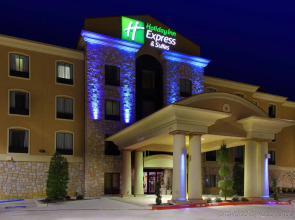 Holiday Inn Express & Suites Paris, Texas by IHG